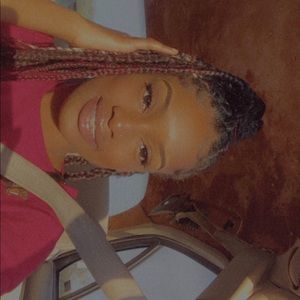 Meet your Posher, Laterika